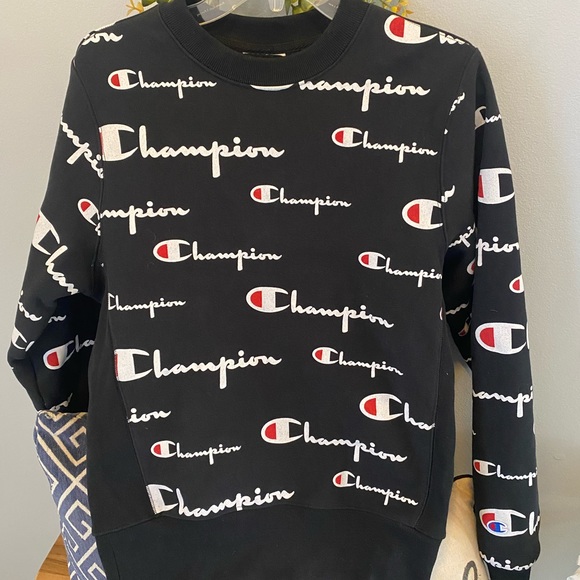 Sweater - Picture 2 of 5